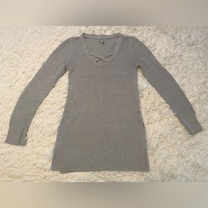 Kismet CrissCross Neckline Slit Side Hem/Wrist Lightweight Tunic Stretch Size XS